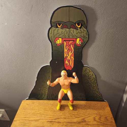 Hulk Hogan - Vintage 1984 LJN WWF Wrestling Supers...