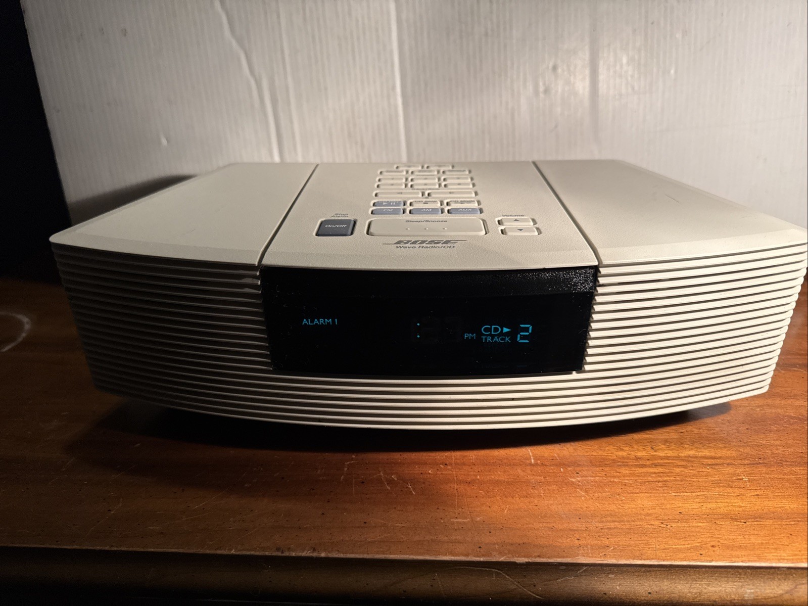 Bose Wave Radio CD Player  White NO Remote