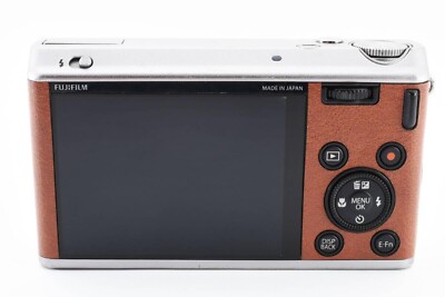 Fujifilm XF1　ブラウン 高画質と高品位な質感に徹底的にこだわった「Xシリーズ」の