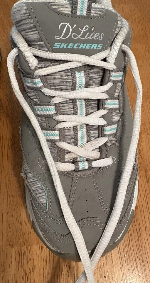 Mujer Skechers D'Lites "Interlude" EE. UU. 8 Zapatillas Deportivas Confort Gris Como Nuevas Foto 2 de 4