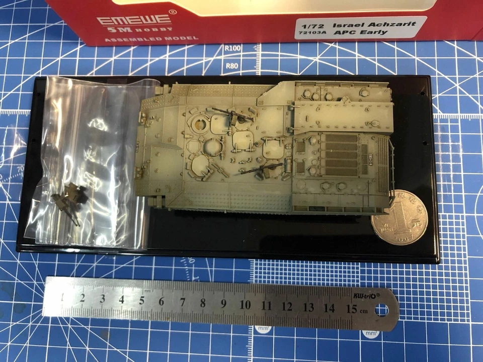 5M 72103C 1/72 Israel Achzarit Armored Personnel Carrier Resin Static Model - Image 3 of 4