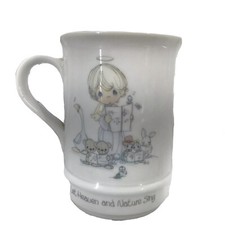 Precious Moments  Musical Mug plays Let Heaven and Nature Sing