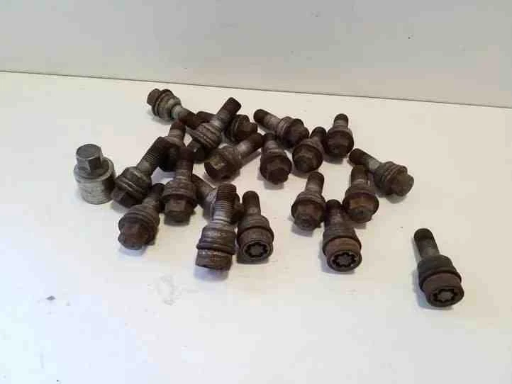 AUDI Q3 8U Schrauben 2.0 Diesel 130kw 2012 26231065 - Imagem 2 de 2