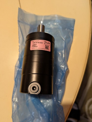 #ad #ad Char Lynn 129 0018 002 Hydraulic Motor $225.00