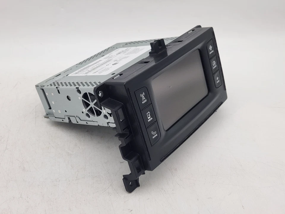 Chrysler 200 2015-2017 receptor de radio con mapa satelital pantalla 5 OEM Foto 4 de 4