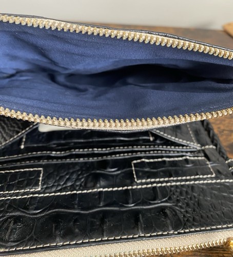 ¡Nuevo! Bandolera tejida Brahmin para mujer bolso de mano delgado beige y negro herrajes dorados - Imagen 12 de 17