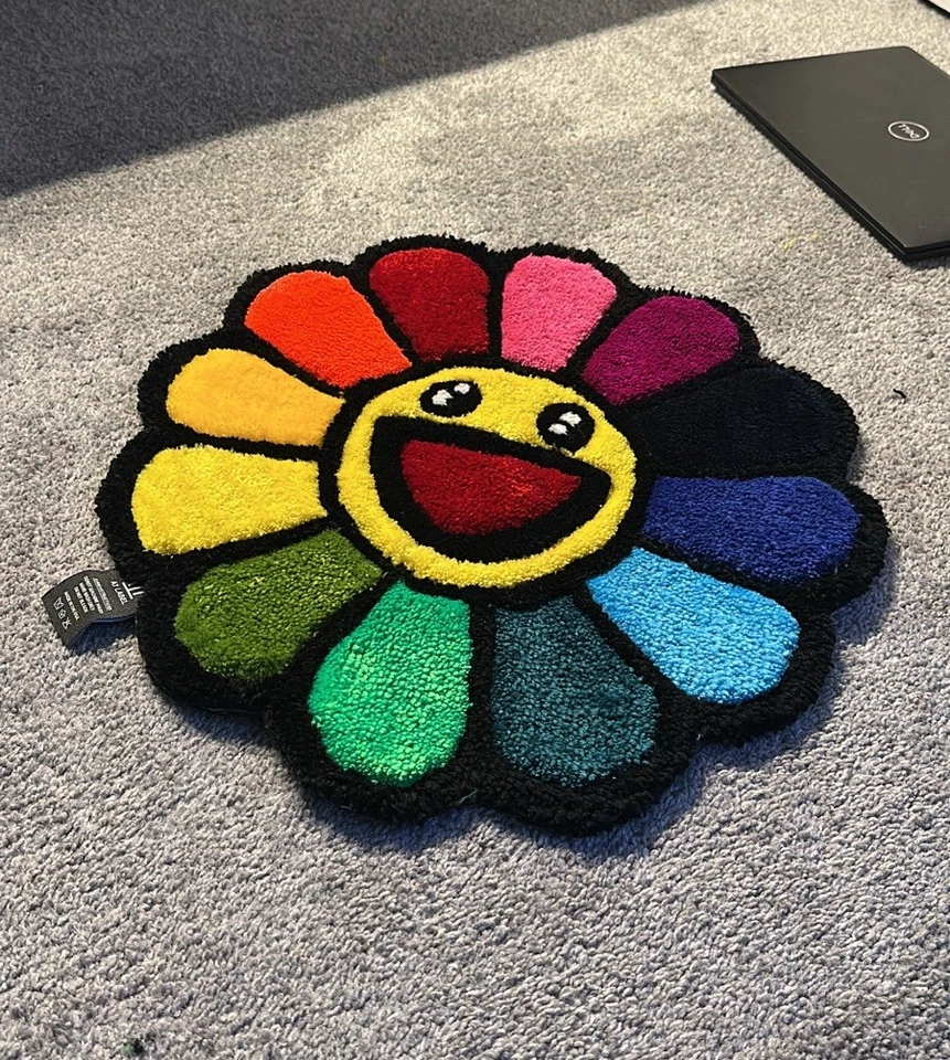 Alfombra acolchada personalizada Takashi Murakami Foto 3 de 3