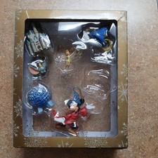 Walt Disney World Where Magic Lives Storybook Ornament Set, Usato, Buone condizioni 