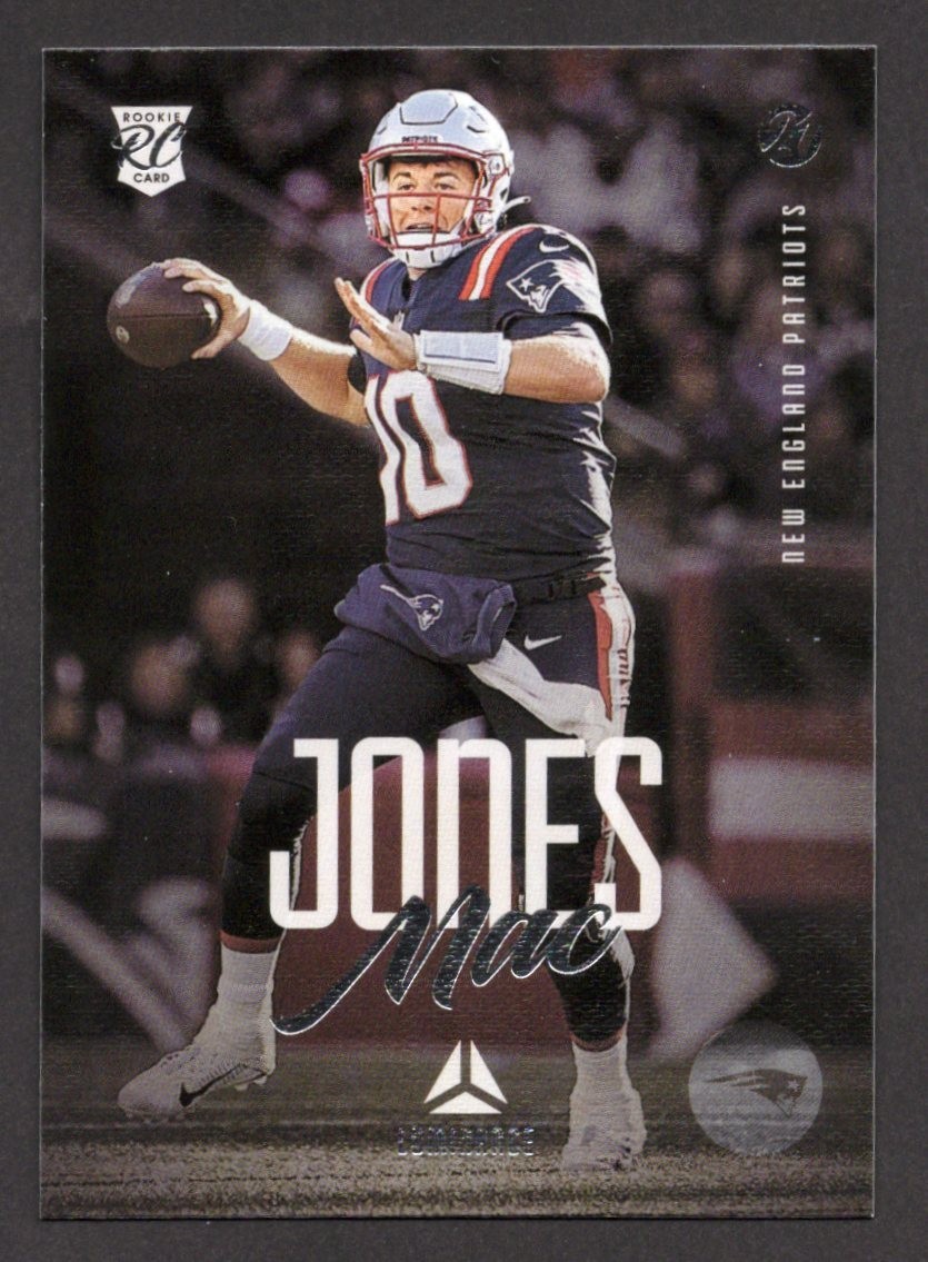 2021 Panini Chronicles - Luminance Update Rookies Mac Jones #205 (RC)