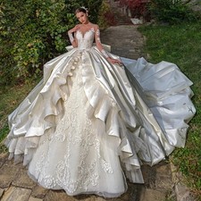 Elegant Long-Sleeve Ball Gown Wedding Dress Satin Sweetheart appliqu  Bow Dress