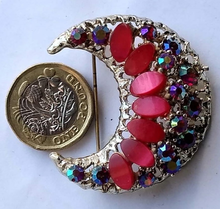 Vintage Crescent Moon Brooch Red Moonglow Lucite Aurora Borealis ...