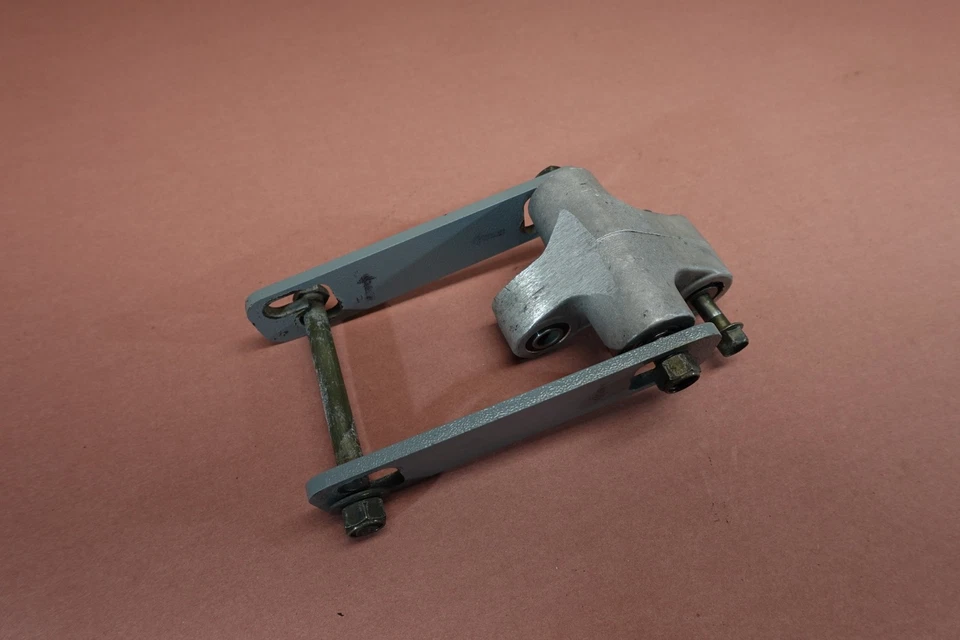 Soporte de amortiguador trasero Yamaha V-Star 1100 V Star XVS1100 1999-2009 acoplamiento Dogbone Foto 4 de 4