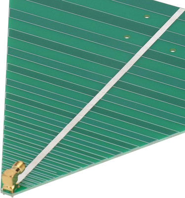 Log Periodic UWB Antenna 600-6000MHz Ultra Wideband Printed Circuit Board 50W...
