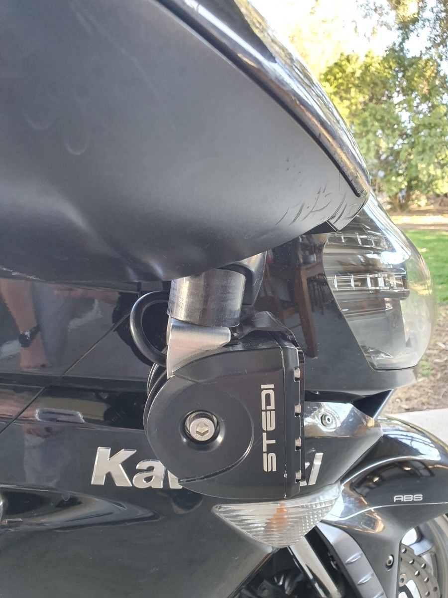 ヴラグドマイヤー デッキーパーツ Under mirror driving light brackets for Kawasaki Concours 14
