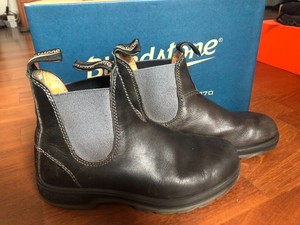 blundstone grigie