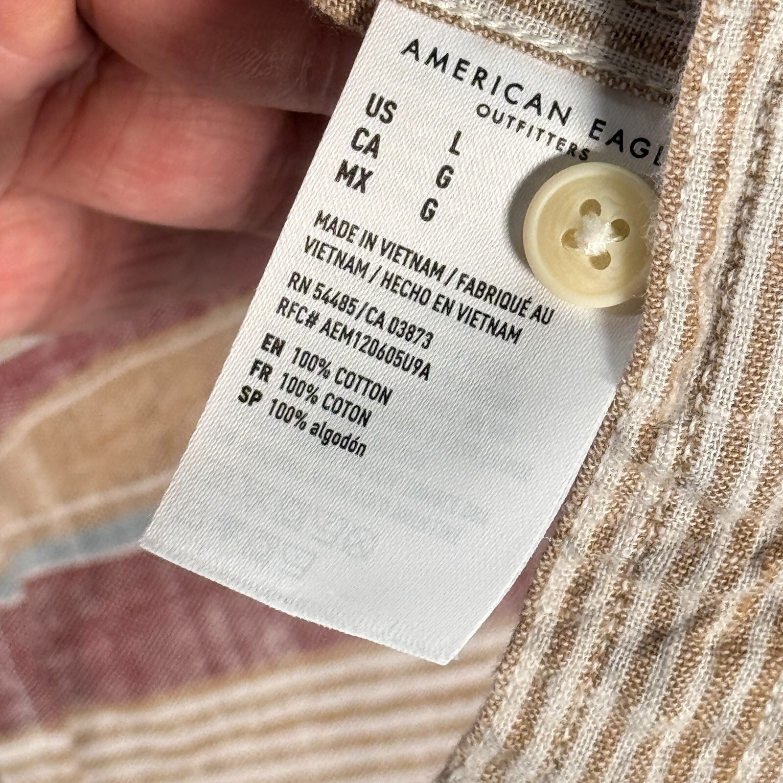 American Eagle Poolside Button Up Shirt Mens Larg… - image 9