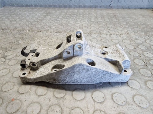 BMW X3 F25 2014 Halterung Lichtmaschine 7619250 Diesel 140kW