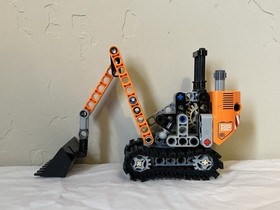 42060 LEGO Technic Roadwork Crew Retired Set (Missing Trailer)