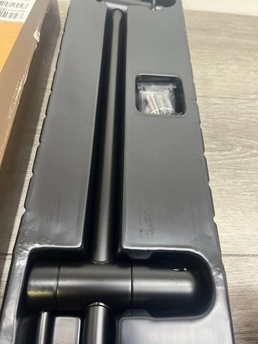 Signature Hardware SHSB3040MB 28" Hand Shower Slide Bar - Matte Black READ - Picture 3 of 3