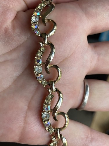 Beautiful Vintage AB Necklace - Aurora Borealis crystal stones gold tone. A - Picture 3 of 12