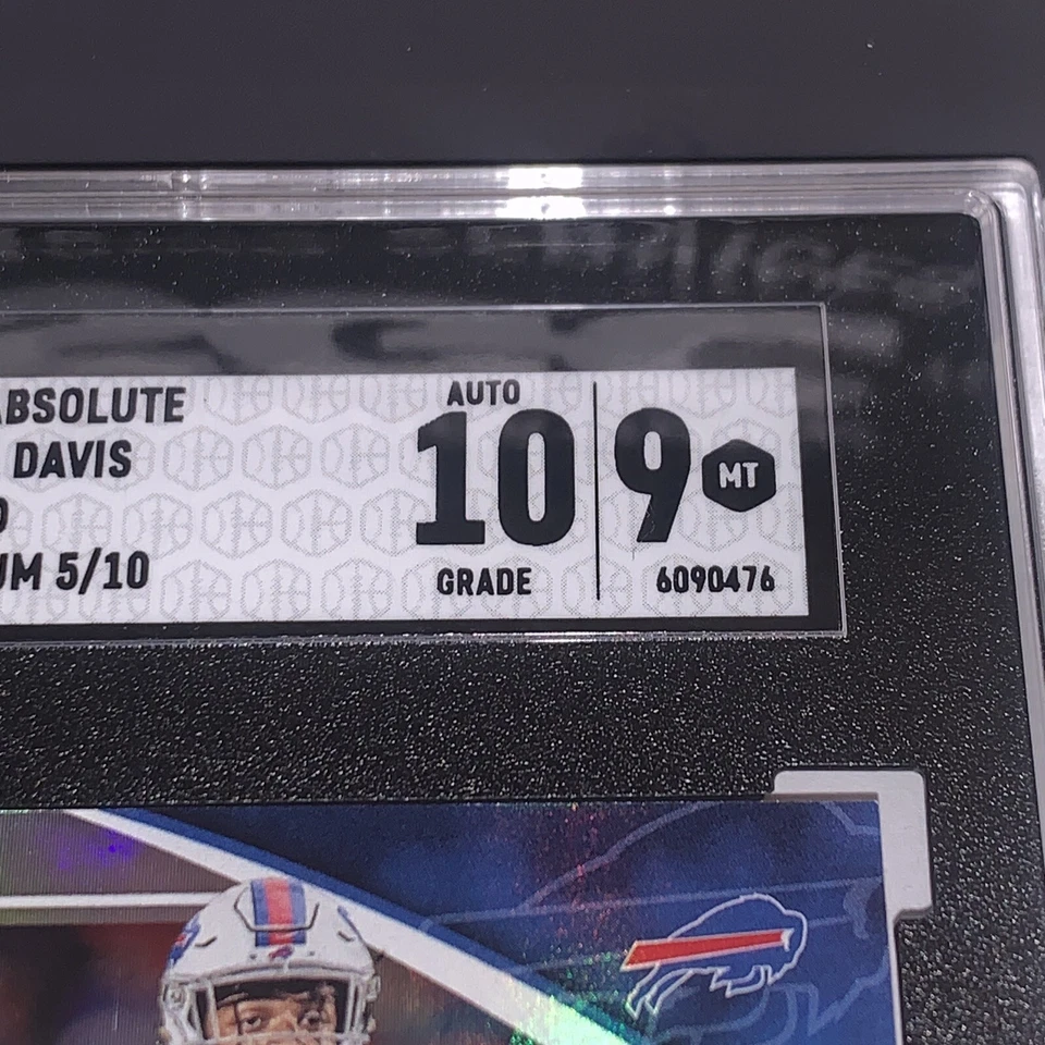 2020 Panini Absolute Gold Spectrum #136 Gabriel Davis #5/10 SGC 9/ 10 Auto - Image 4 of 4