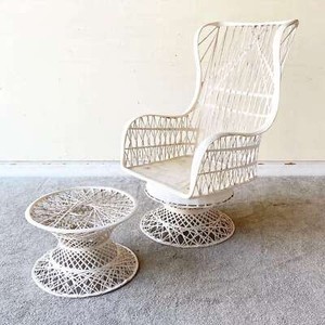 Mid Century Modern Spun Fiberglass Lounge Chair & Ottoman