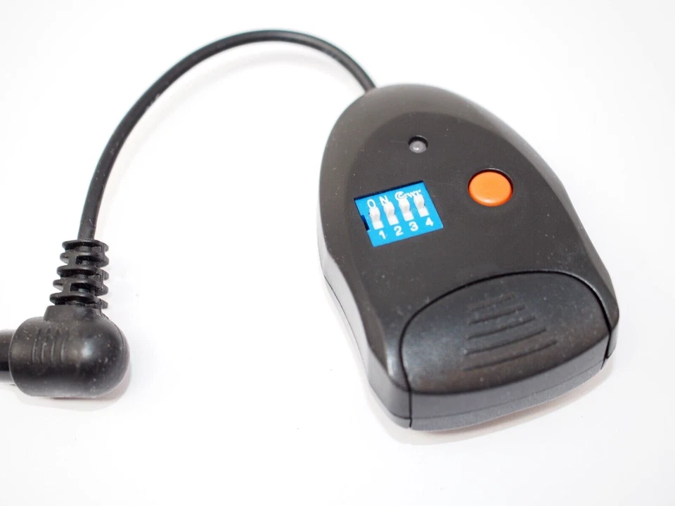 Aputure MC-30 Wireless Remote Control for Nikon Digital Cameras - Image 4 of 4