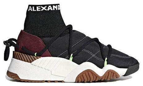Preços baixos em adidas Alexander Wang x Puff Trainer Core Black