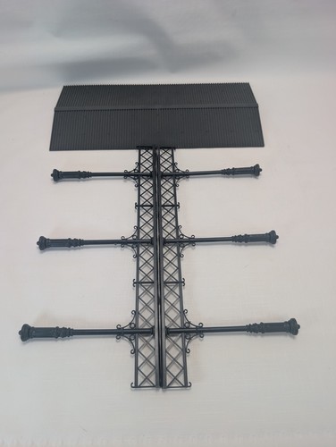 Refugio plataforma estación escala G marca POLA/LGB (1:22.5) (#330908)  | Condition: Used