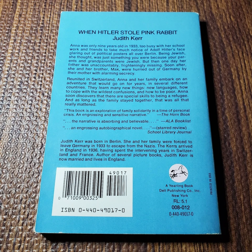 When Hitler Stole Pink Rabbit Judith Kerr 1987 Reprint ALA Notable Dell Foto 2 de 4