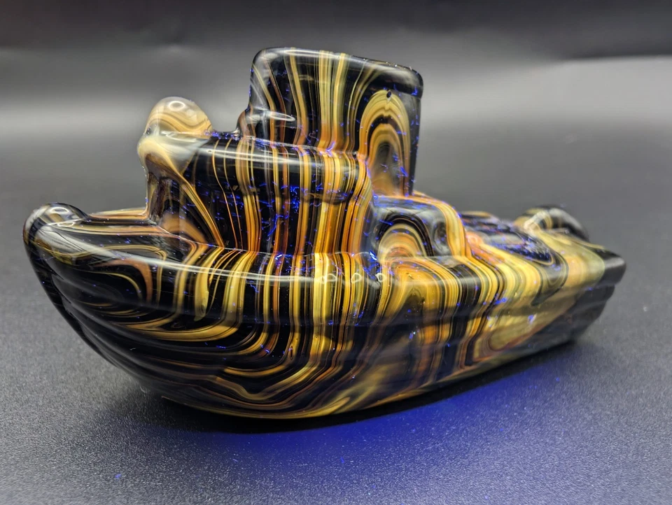 Vintage Boyd Glass Cadmium Classic Black Slag Teddy Tugboat UV Reactive EUC - Image 2 of 4