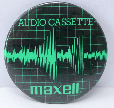 Maxell Audio Cassette Button Badge Green Waveform Grid Pin Anstecker