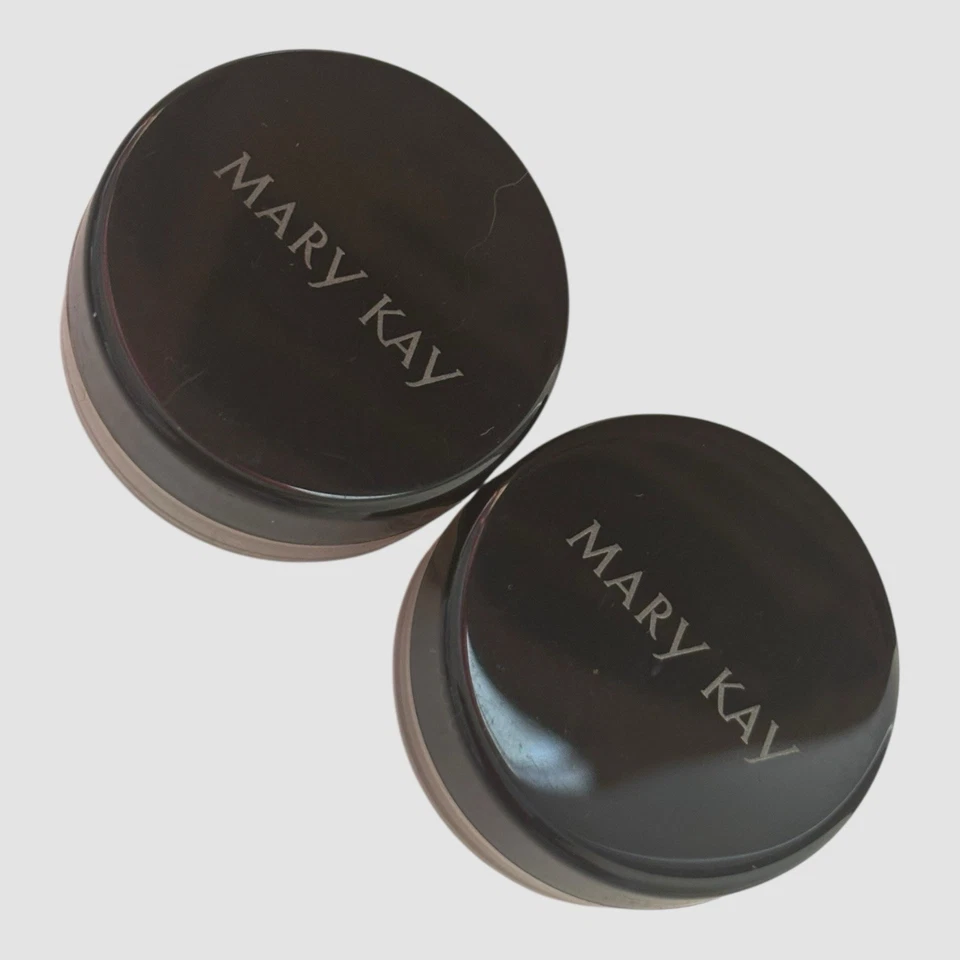 Pack of 2) Mary Kay Cream Eye Color Beach Blonde #025868 Discontinued - 0.15 Oz - Image 4 of 4