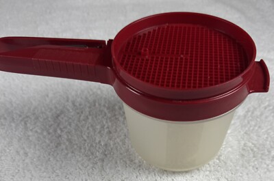 VTG Tupperware Red Flour/ Powdered Sugar Sift-it Sifter with 2 Cup Bowl & Lid