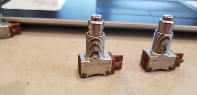  NOS Arrow H&H Pushbutton Temporary Off  Single Pole Switch  CHH 24061