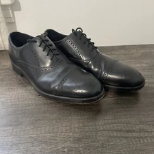 Men's Size 8.5 Clarks Craft Master Black Leather Dress Shoes.  Good Shape