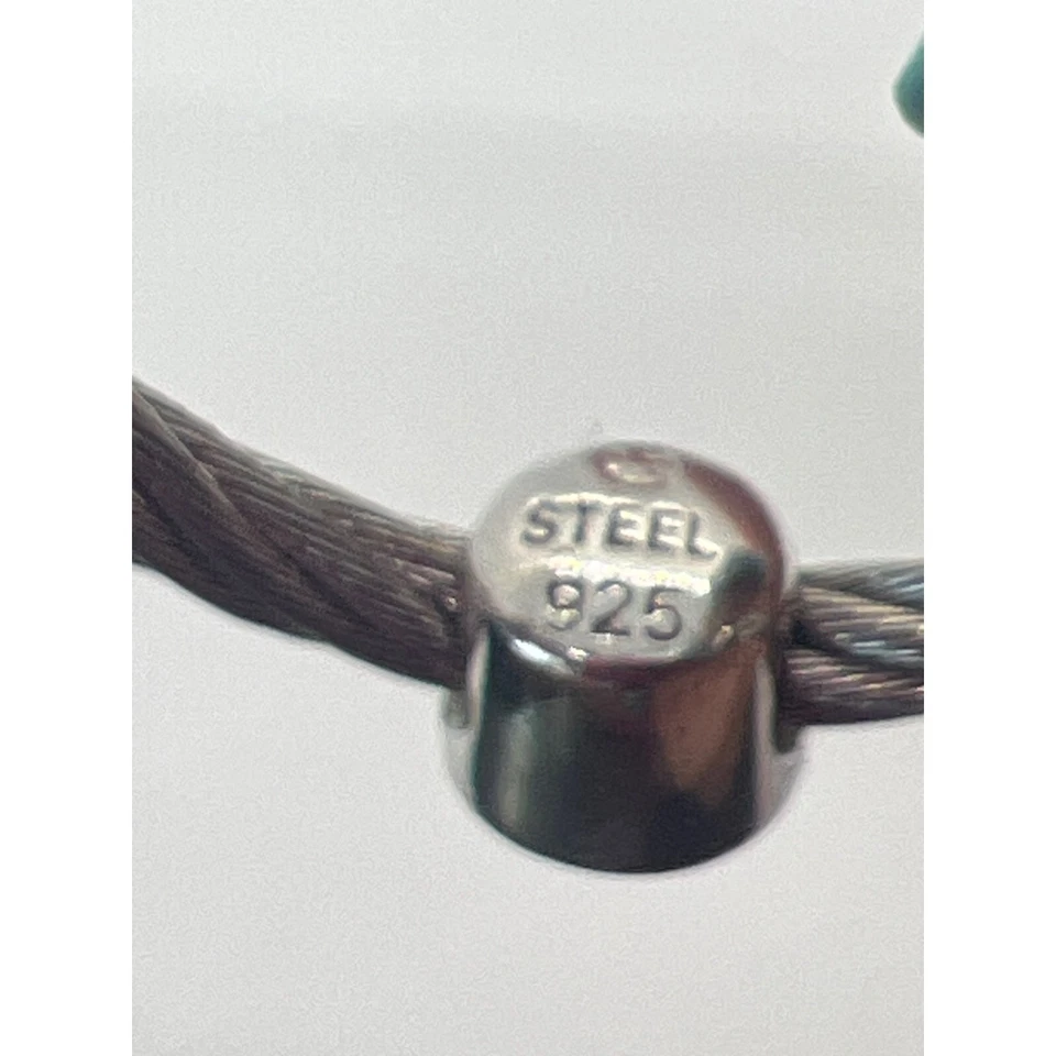 Pendientes de aro con cable de acero inoxidable de plata de ley pavé de circonita cúbica de 1" perforados Foto 4 de 4