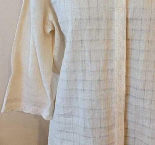 Nice Real Clothes Ivory Linen Shirt, Collar, Eyelet Trim, 3/4 Length Sleeves, 8 - Picture 3 of 6