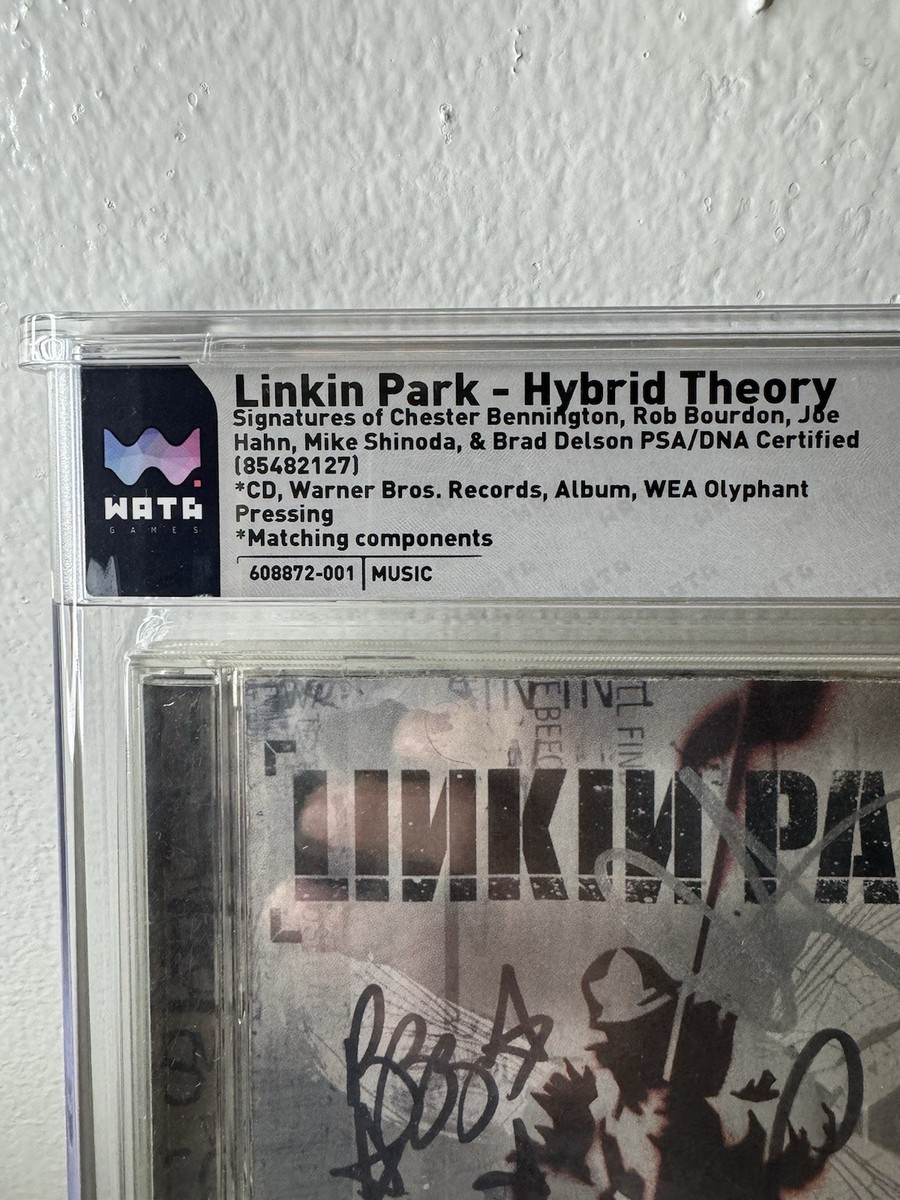 Linkin Park Hybrid Theory サイン入り CD RARE Linkin Park - Signed Hybrid Theory CD Cover w/ Concert