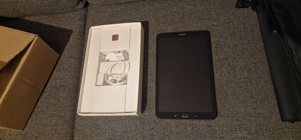 📱Tablette Samsung Galaxy Tab A SM-T580 (2016, 10.1”, Wi-Fi) - 32 Go - Noir - Photo 2/2