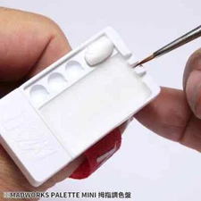 PM01: MADWORKS Plastic Thumb Palette Mini for miniatures, action figure painting