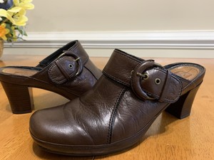 clarks artisan clogs