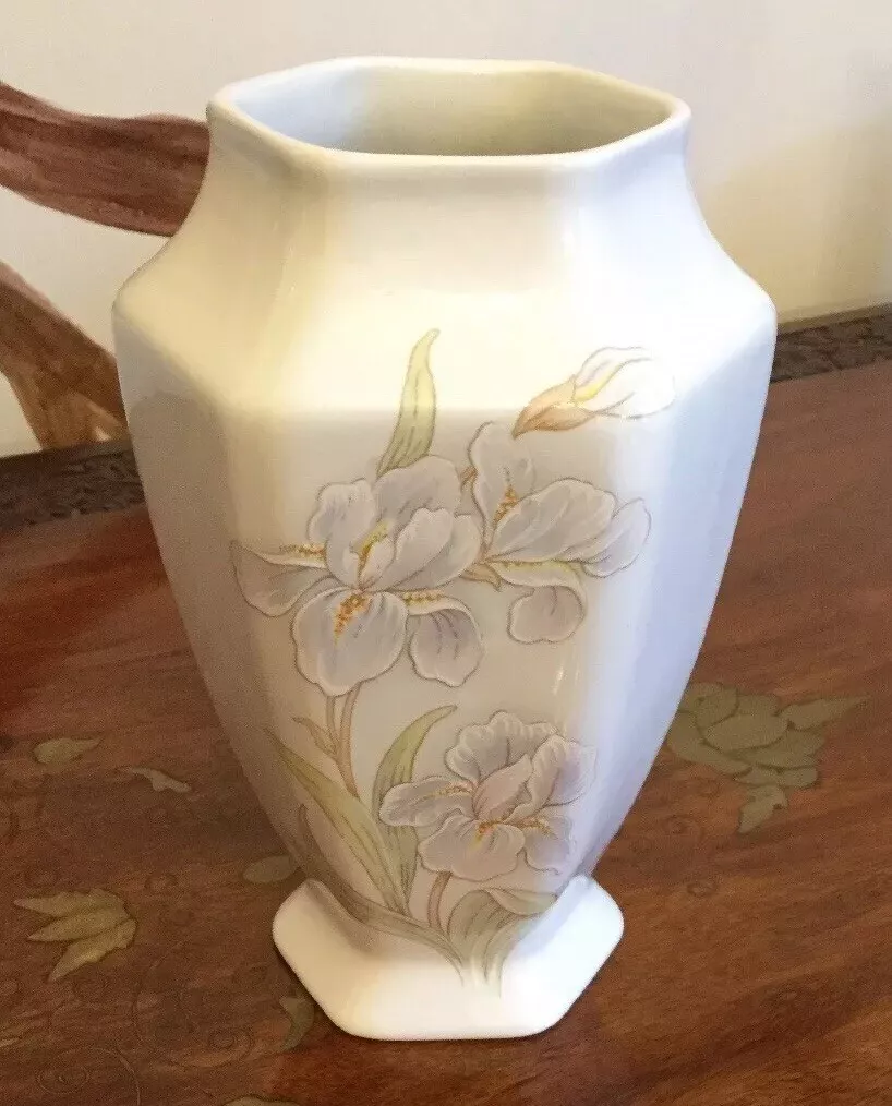 Vintage Melba Ware Vase - White With Lillies Design- Hexagonal - 15cm Tall
