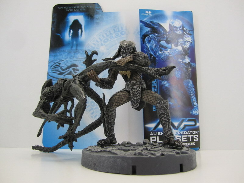 ALIEN VS. PREDATOR PLAYSETS Celtic Predator Throws Alien o7r6kf1