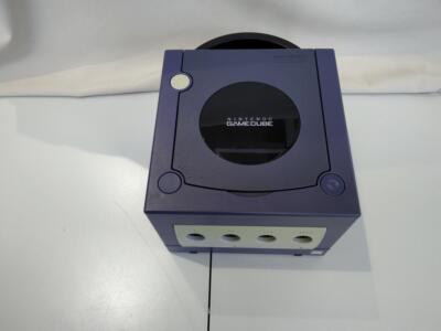 Used) Nintendo GameCube Console Purple DOL-001 with Accessories