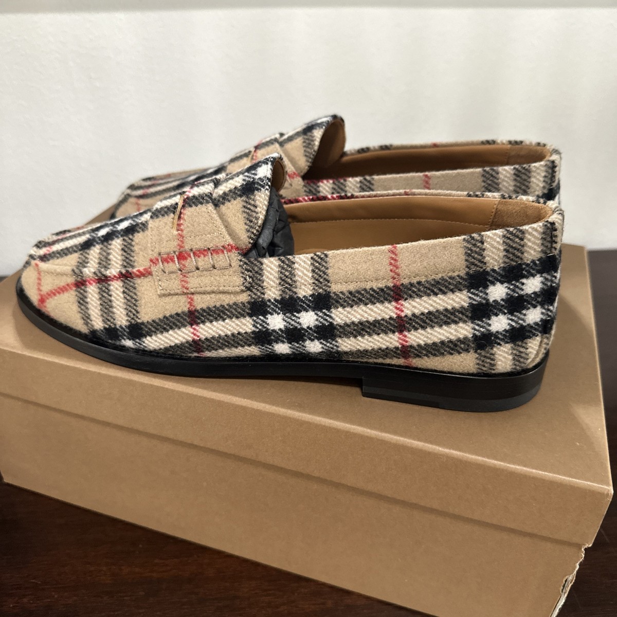 まちゃまちゃ新品 BURBERRY チェック ウール フェルトローファー まちゃまちゃ様専用新品 BURBERRY チェック ウール フェルト