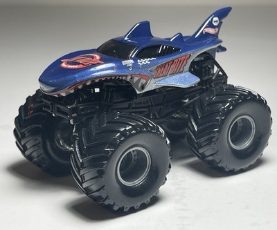 Hot Wheels Monster Jam 2002 Great Bite Truck 1:64 Scale Great Condition See Pics