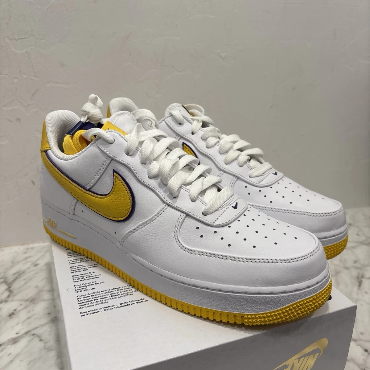 Nike Kobe Bryant x Air Force 1 Low Lakers Home for Sale