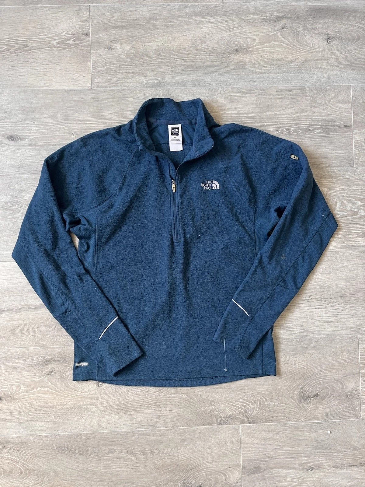 The North Face Men’s Quarter-Zip Fleece Pullover (Size M)