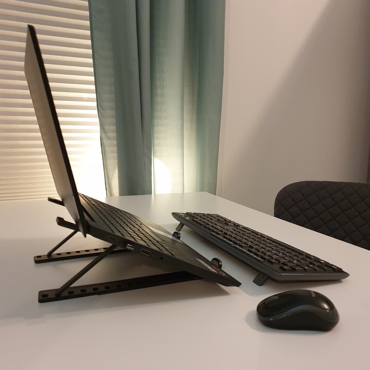 GOLDPRO Laptop-Ständer Aus Aluminium – Verstellbar, Faltbar, 6 Stufen, Silber
